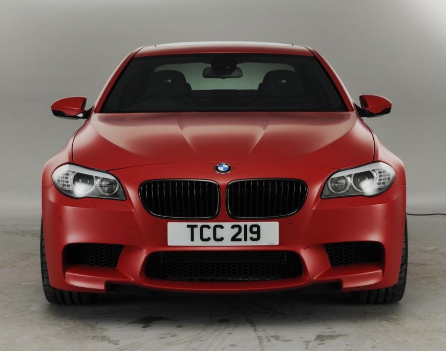  BMW M5 Performance Edition 2012 года  (UK) (фото 12 из 13)